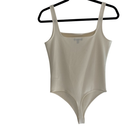 Express White Bodysuit - Picture 4 of 6